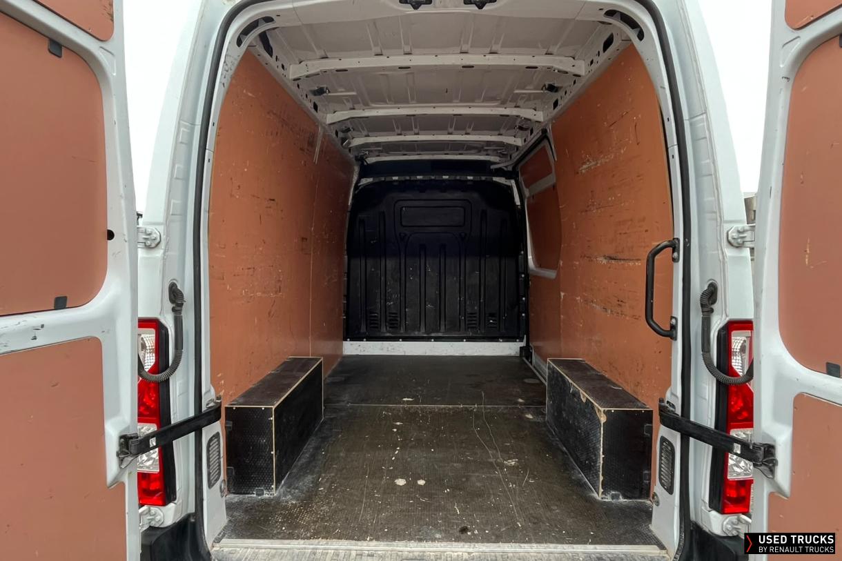 Renault Trucks Master 135
