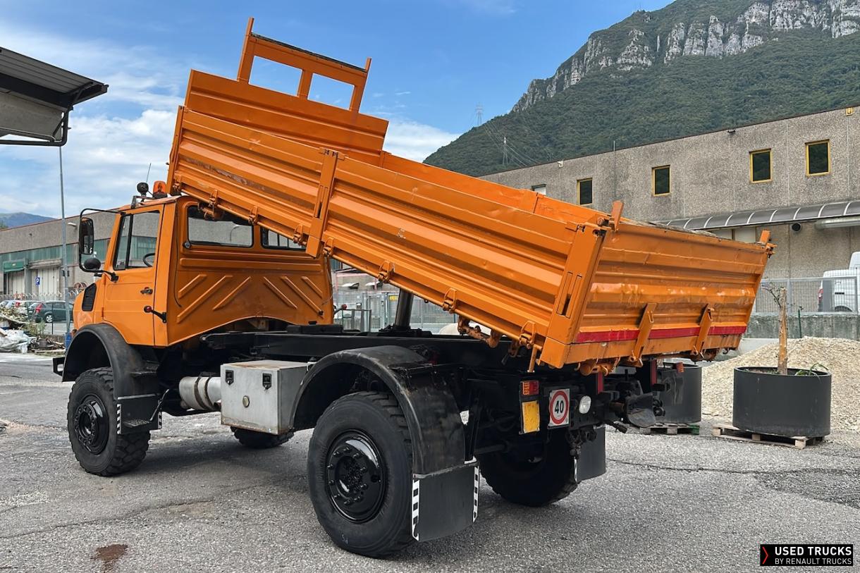 Mercedes-Benz Unimog 240