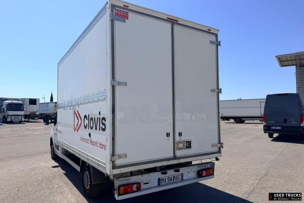 Renault Trucks Master 145