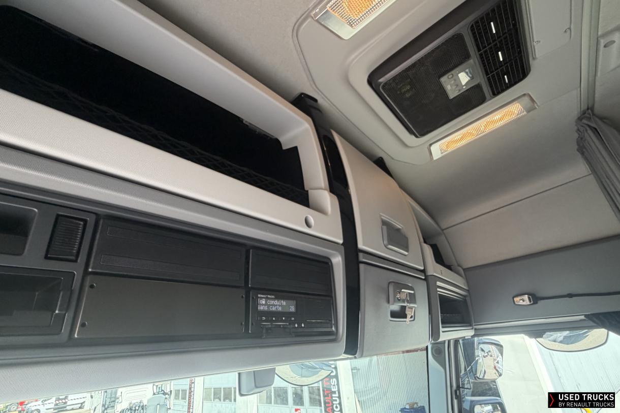 Renault Trucks T 520