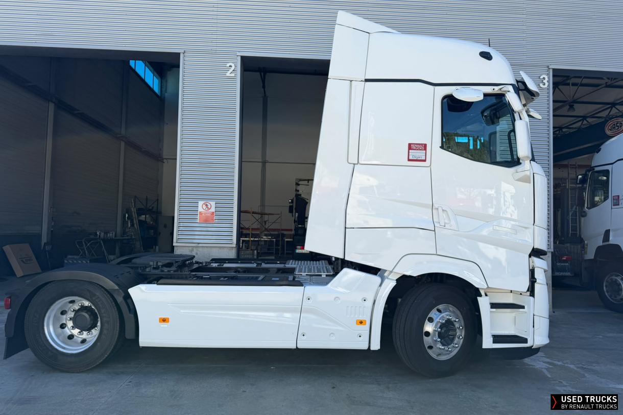 Renault Trucks T High 
