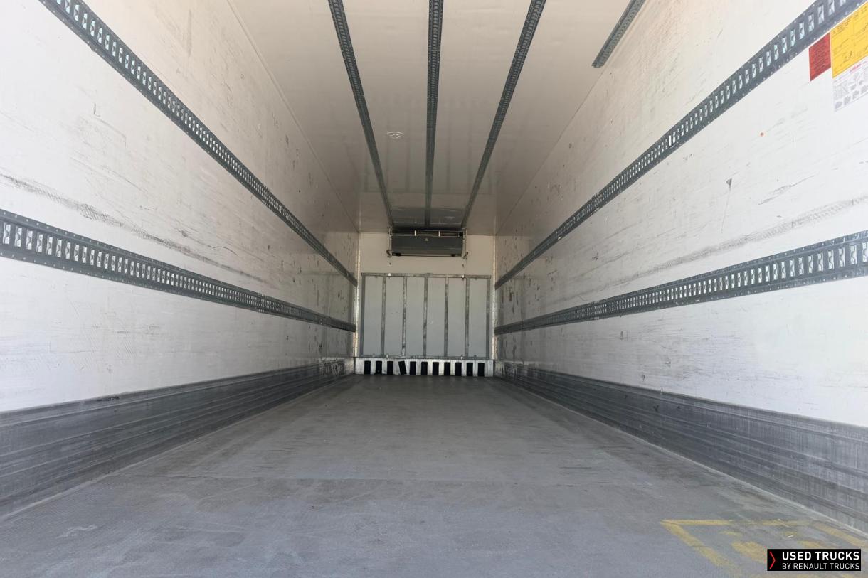 Renault Trucks D 320