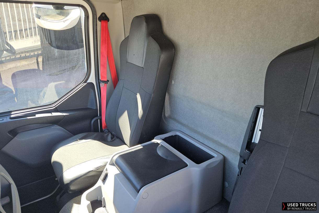 Renault Trucks D 210