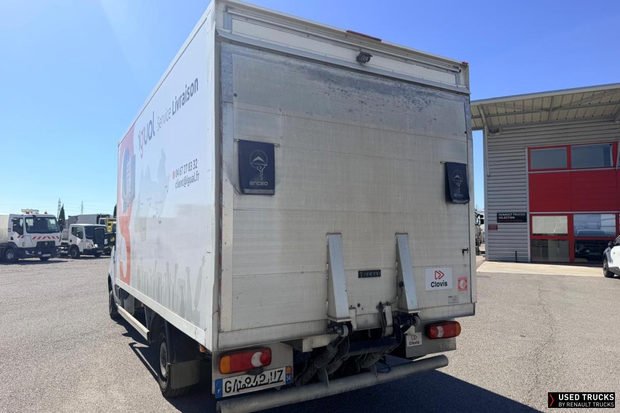 Renault Trucks Master 145