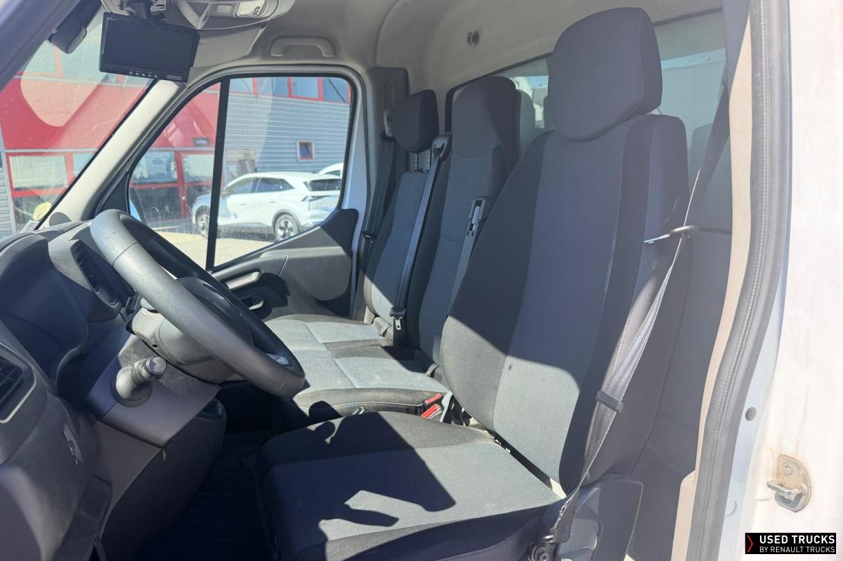 Renault Trucks Master 145