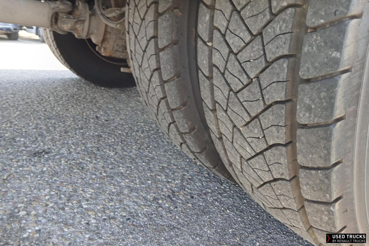 Renault Trucks D 210