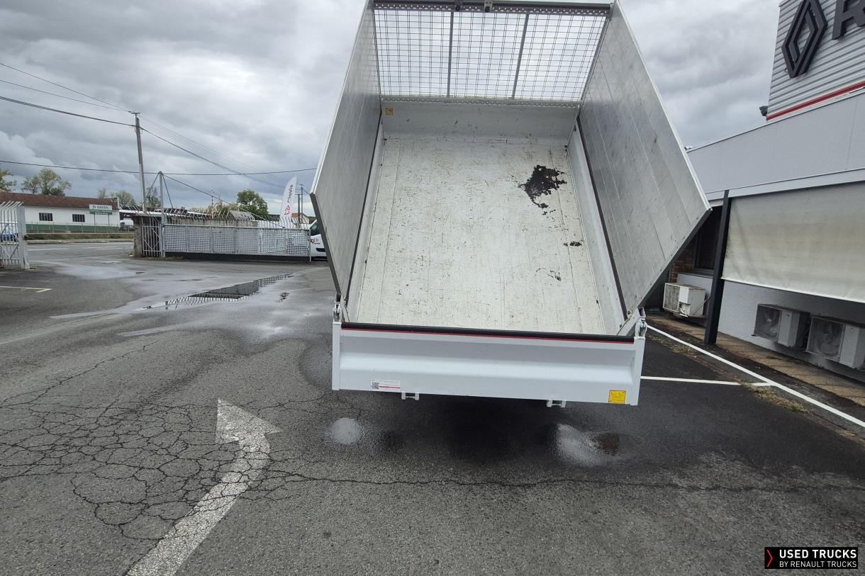 Renault Trucks Master 145