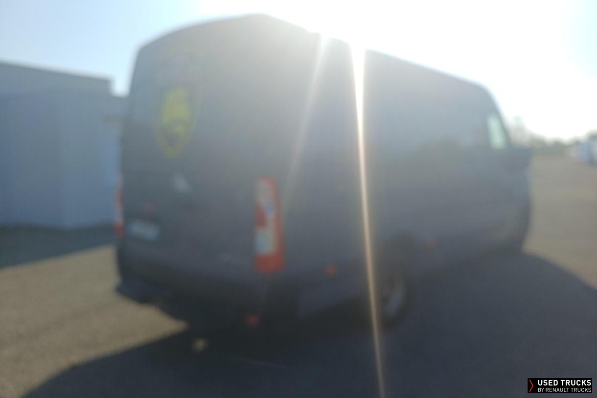 Renault Trucks Master 165