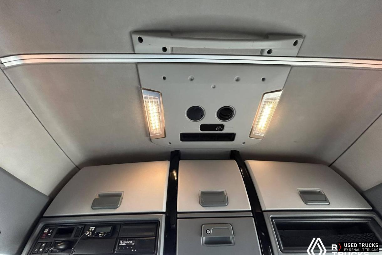 Renault Trucks T 520