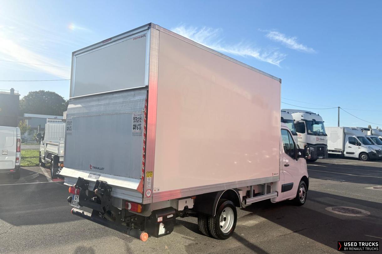 Nissan Interstar 165