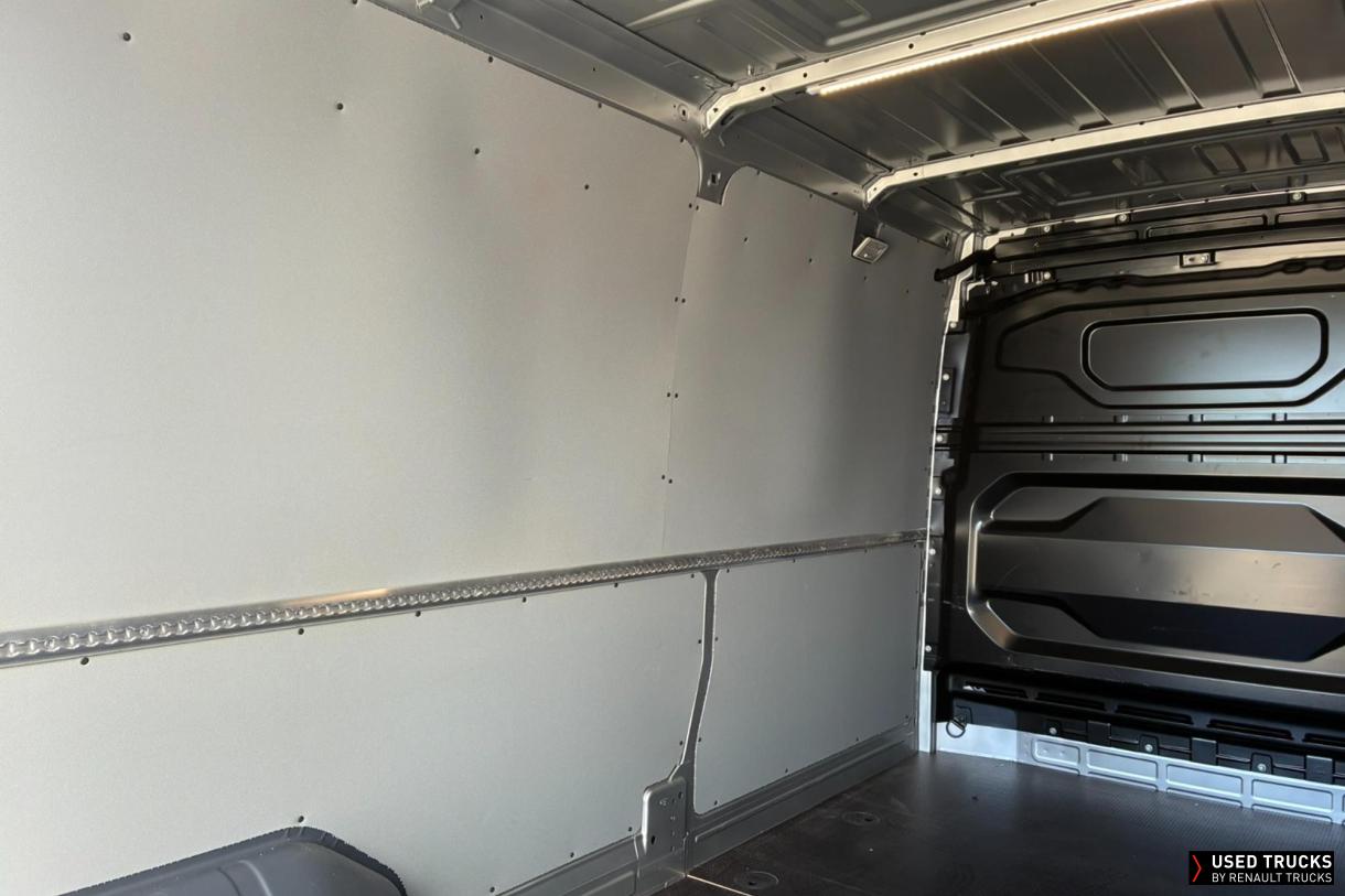 Renault Trucks Master 170