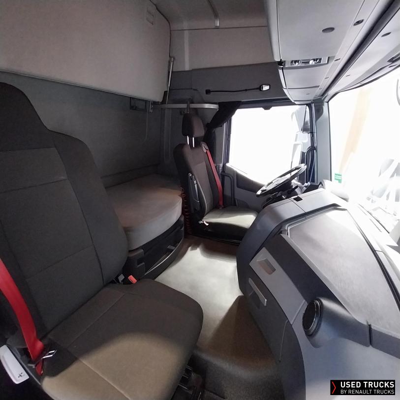Renault Trucks T 440