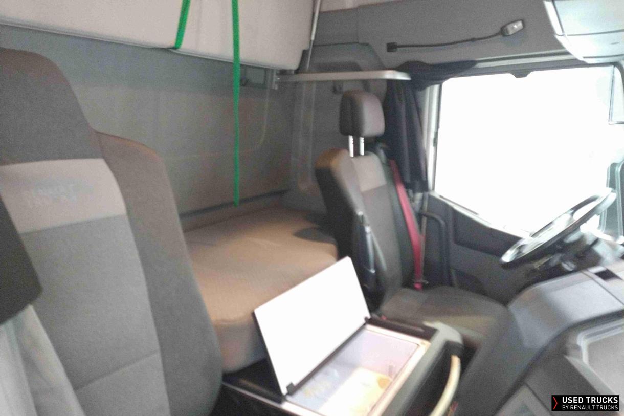 Renault Trucks T 
