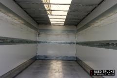 Renault Trucks D
                                          240