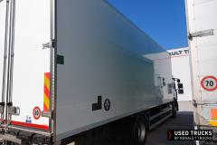 Renault Trucks D Wide
                                          320