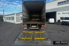 Renault Trucks D
                                          240