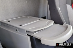 Renault Trucks D
                                          210