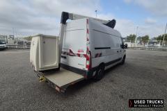 Renault Trucks Master
                                          145