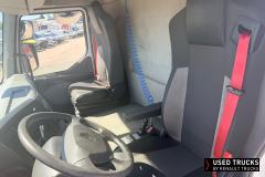 Renault Trucks D
                                          320