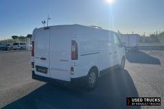 Renault Trucks Trafic
                                          145