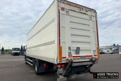 Renault Trucks D
                                          320