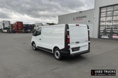 Renault Trucks Trafic
                                          130