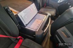 Renault Trucks T
                                          520